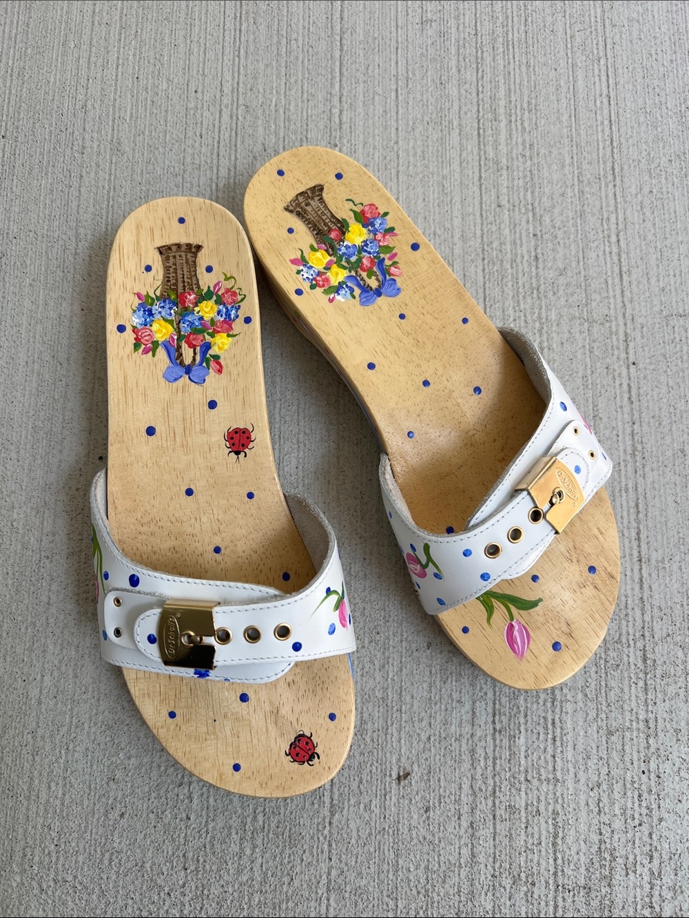 Dr Scholl’s White Leather Flower Basket Wood-Soled Buckle Clogs Hand painted 9